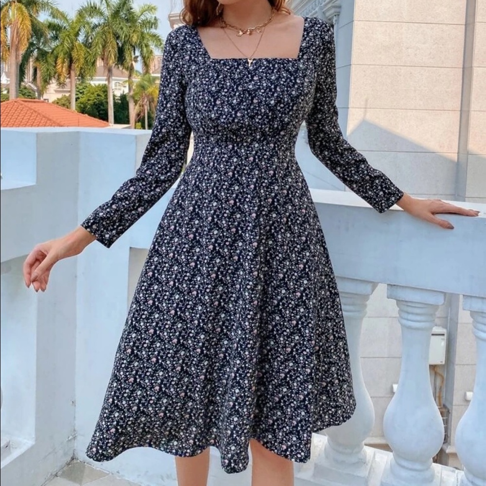 Blue Floral A-line Square Neck Long Sleeve Midi Dress - XS
